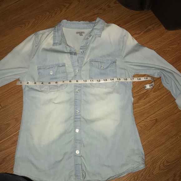 Charlotte Russe Chambray Blouse light Blue Button up size XS - Picture 7 of 10